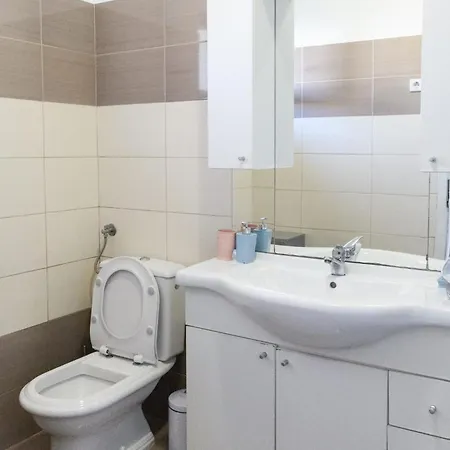 Kuca Za Odmor Vitoni Vikendica